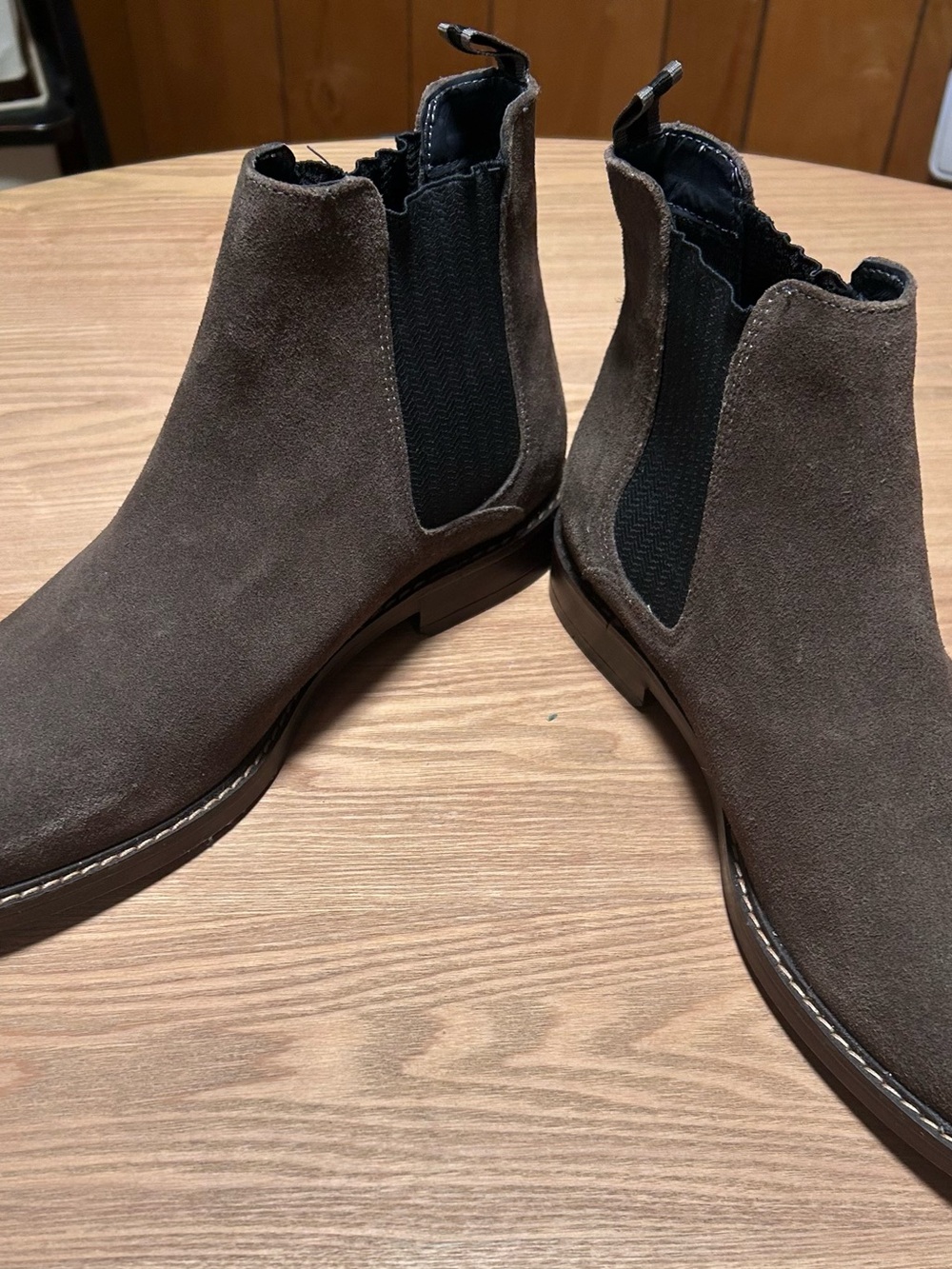 Men’s Gilroy Chelsea Boot Steve Madden Size 11.5 Brown Suede New